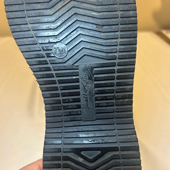 Like New!!Kendall & Kyle Women’s Hunt2 Combat Boots Black ,Size 7.5M - Picture 3 of 16